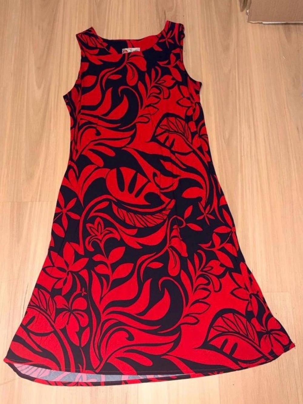Hilo Hattie Sleeveless Red & Black Floral A-Line Dress